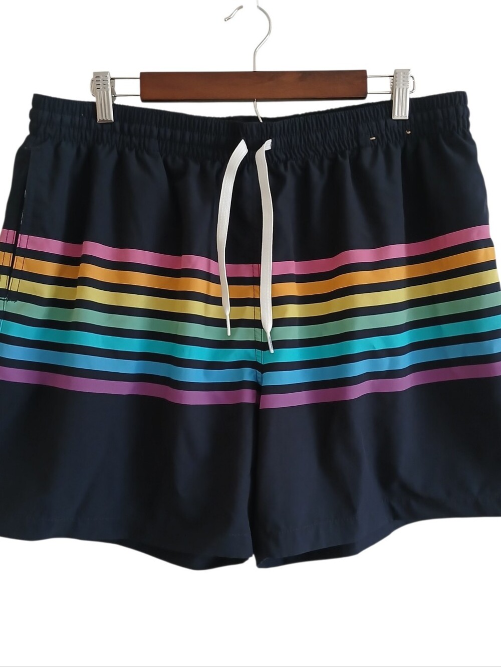 CHUBBIES Rainbow Stripe Classic Swim Trunks Shorts Men's 2X Black Mesh Liner 5.5